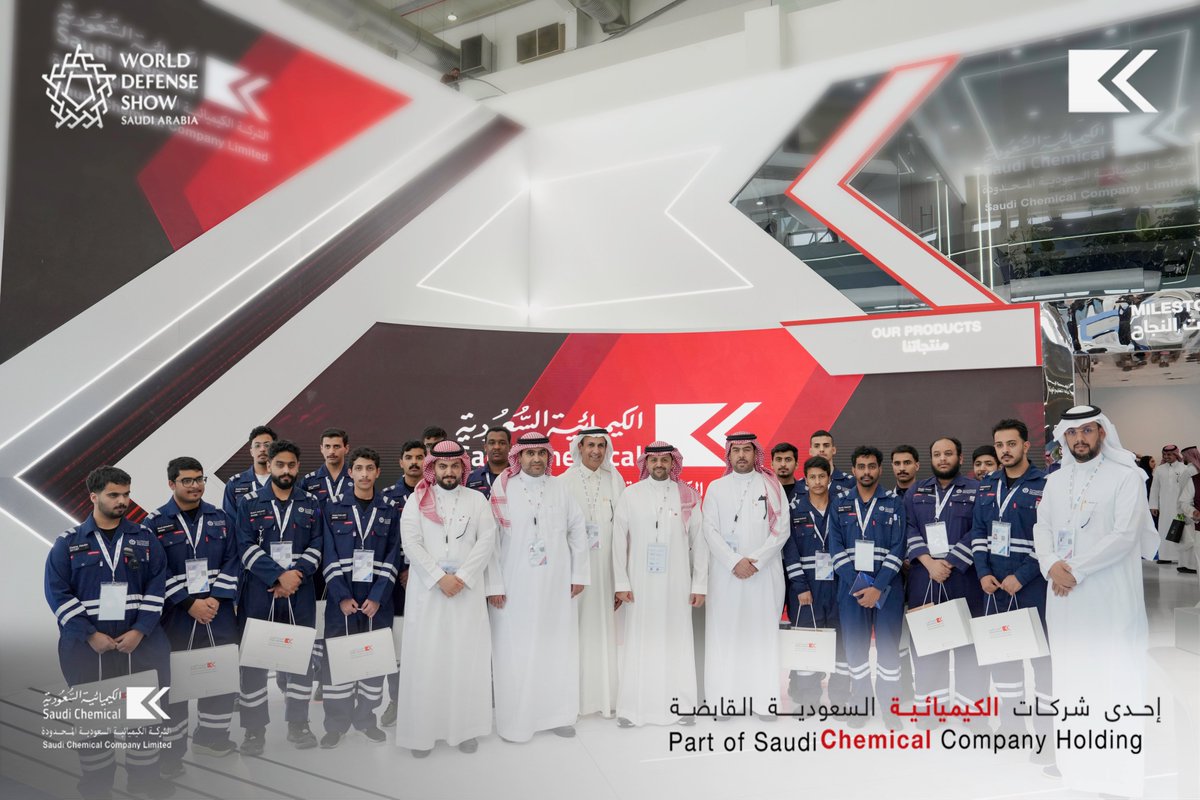 saudi_chemical's tweet photo. استقبلت الشركة الكيميائية السعودية المحدودة @SCC_Ltd_ ، وفدًا من طلاب الأكاديمية الوطنية للصناعات العسكرية، و طلاب جامعة الدفاع الوطني، وذلك خلال زيارتهم لجناح الشركة في معرض الدفاع العالمي 2026. 

وتأتي هذه الزيارة في إطار دعم التكامل بين القطاع الصناعي والمؤسسات الأكاديمية، وتعزيز مسارات إعداد الكفاءات الوطنية المتخصصة في قطاع الصناعات الدفاعية. #مستقبل_التكامل_الدفاعي