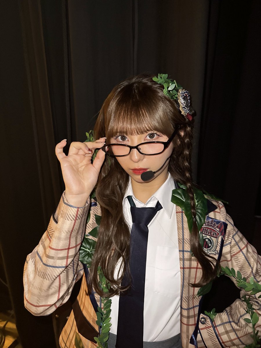 お昼はバレンタインコンサート🍫 盛りだくさんでした💝 #HKT48