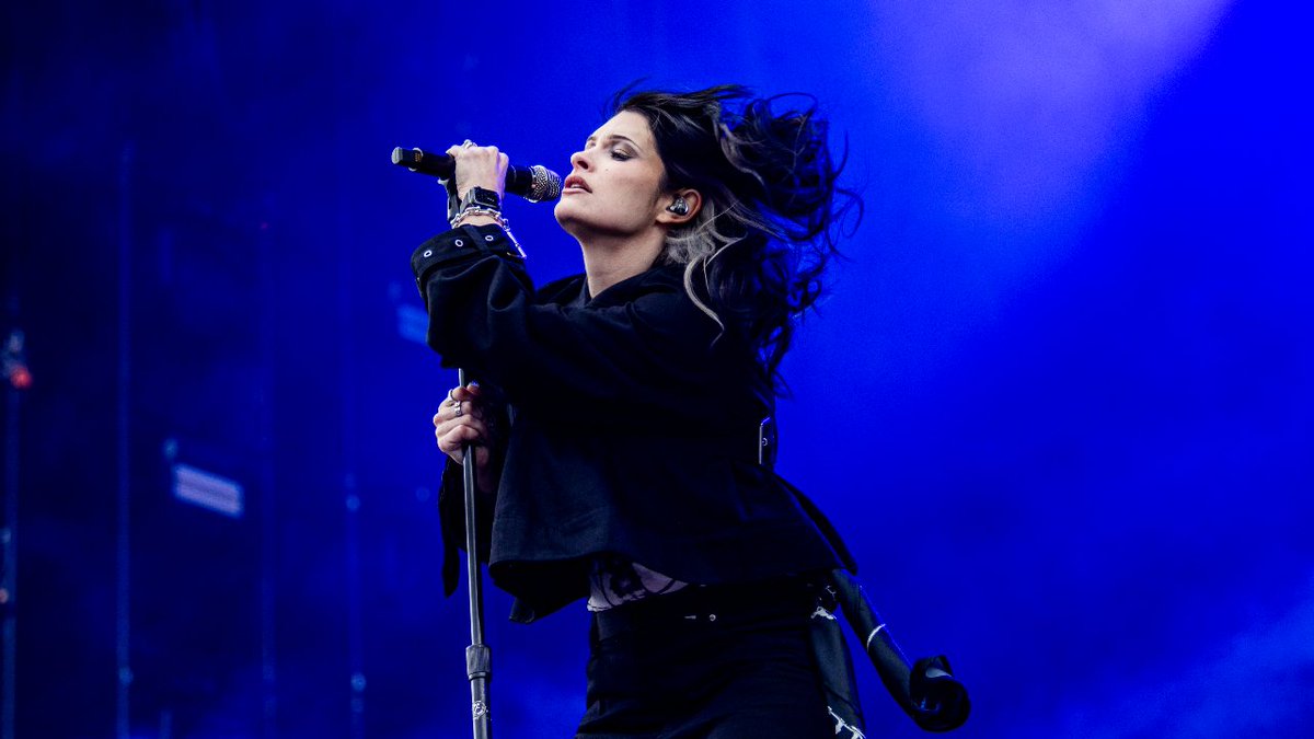 #Miercoles 🔥☕

music.youtube.com/playlist?list=…