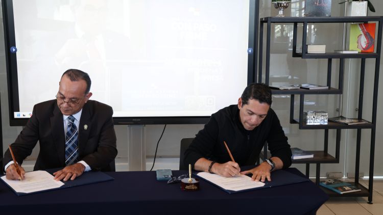 UP y AMPYME suscriben convenio.
El convenio tiene como objetivo facilitar la cooperación entre ambas instituciones y ejecutar actividades, proyectos y programas encaminados al desarrollo económico, social y cultural de la comunidad.
Nota en launiversidad.up.ac.pa
#UPsemanario