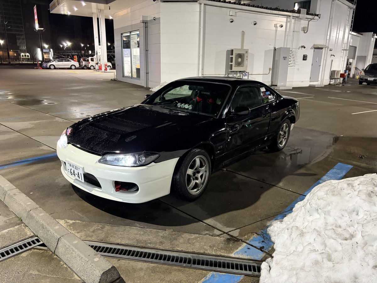 _taku15's tweet photo. また2年走れる権利を得た！
ハネついてないから洗車機て洗車 https://t.co/Ir7Q3WW46e