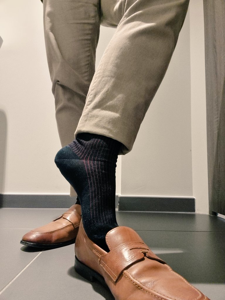 Suitsocks08 tweet media