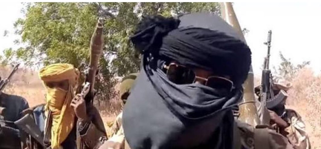instablog9ja's tweet photo. B@ndits K+ll Two Police Inspectors, Four Civilians In New Benue Att@ck

Two police inspectors and four civilians were k+lled after b@ndits stormed Tse-Kaseve village in Anyagba Ward, Katsina-Ala Local Government Area of Benue State. https://t.co/G1HccZUCtL