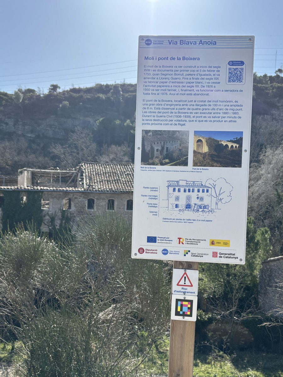 “Lo que un segle bastí l’altre ho aterra”. Verdaguer fou premonitori. Molins paperers com aquest, el de la Boixera, a la Pobla de Claramunt, cauen a trossos cap a l’oblit amb el pes de la indiferència dels que podrien aturar la pèrdua. <a href="/anoiadiari/">anoiadiari·cat</a> <a href="/LENLLAC/">L'ENLLAÇ</a> <a href="/TaronjaAnoia/">Canal Taronja Anoia</a>