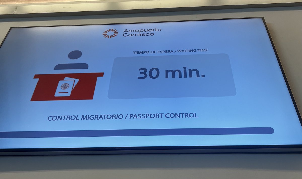 diegomoraotegui's tweet photo. Si queremos ser un país turístico, ¿no tendríamos que invertir un poco más en la experiencia del usuario? #UruguaySorprende #UruguayNatural 
#aeropuertodeCarrasco https://t.co/3OhuKyE8xq