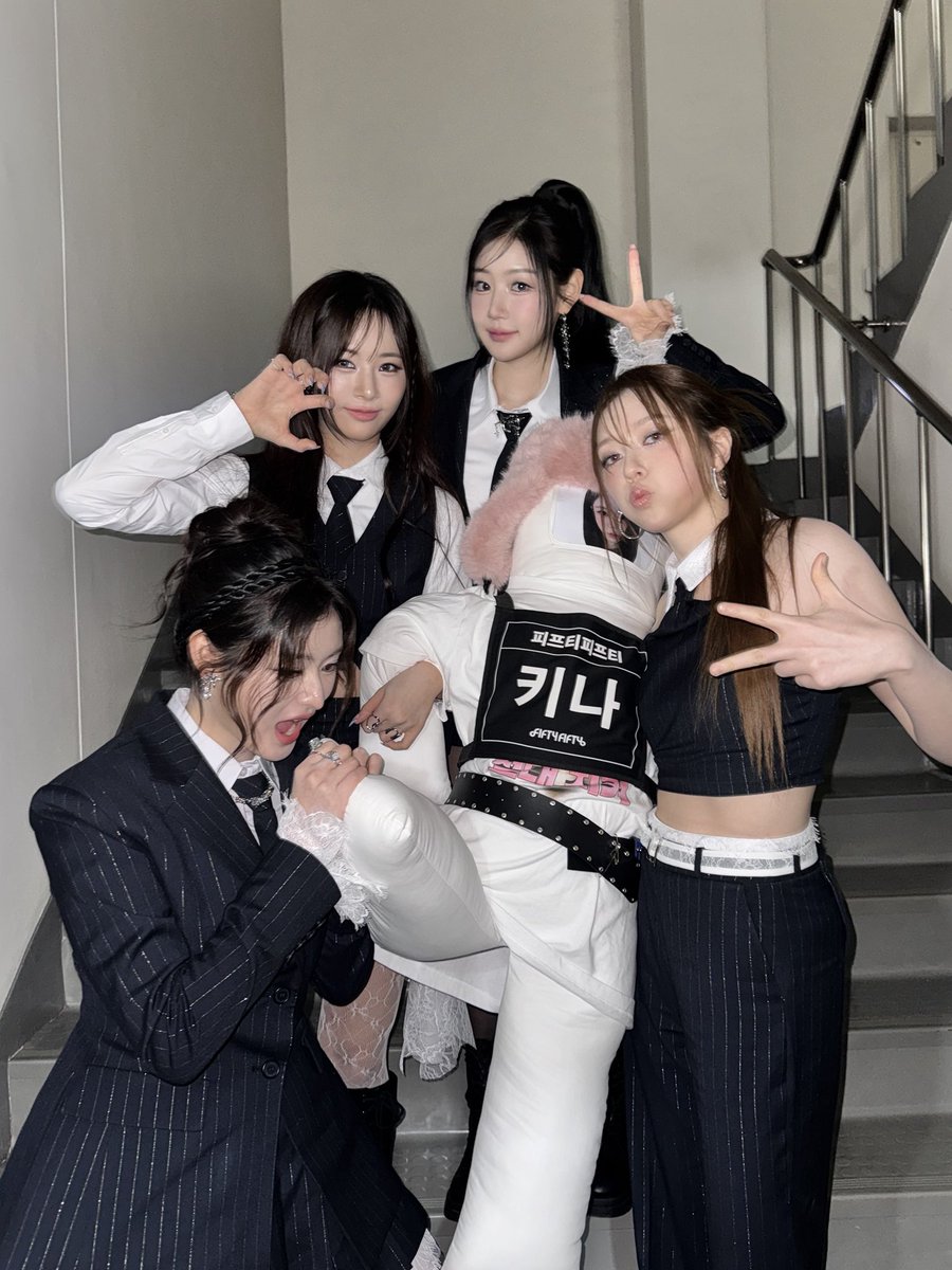제트 tweet media
