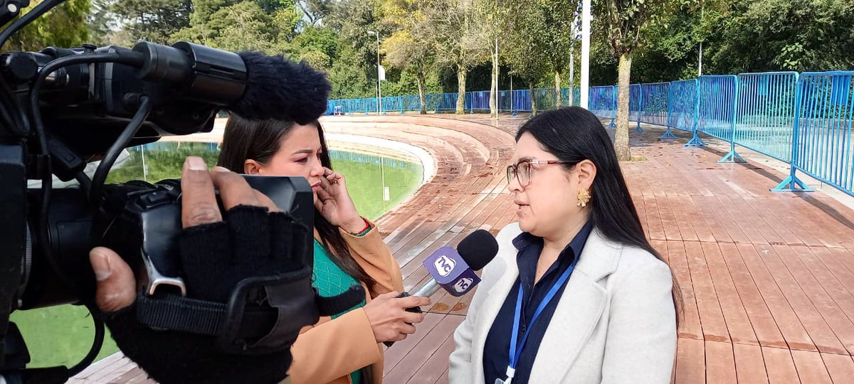 ObrasQuito's tweet photo. 🥳 #EnMedios | Disfruta el #Carnaval2026 con responsabilidad🥳

Invitamos a la ciudadanía a vivir estas fiestas con respeto en los espacios públicos de Quito. Conoce las medidas adoptadas, como el apagado de piletas y el vallado de lagunas, junto a Lorena Andrade, directora de Parques Metropolitanos de Epmmop, en:

➡️ @TVCEcuador
➡️ @teleamazonasec
➡️ @ecuavisa
➡️ @tctelevision

#QuitoRenace #QuitoNoSeDetiene