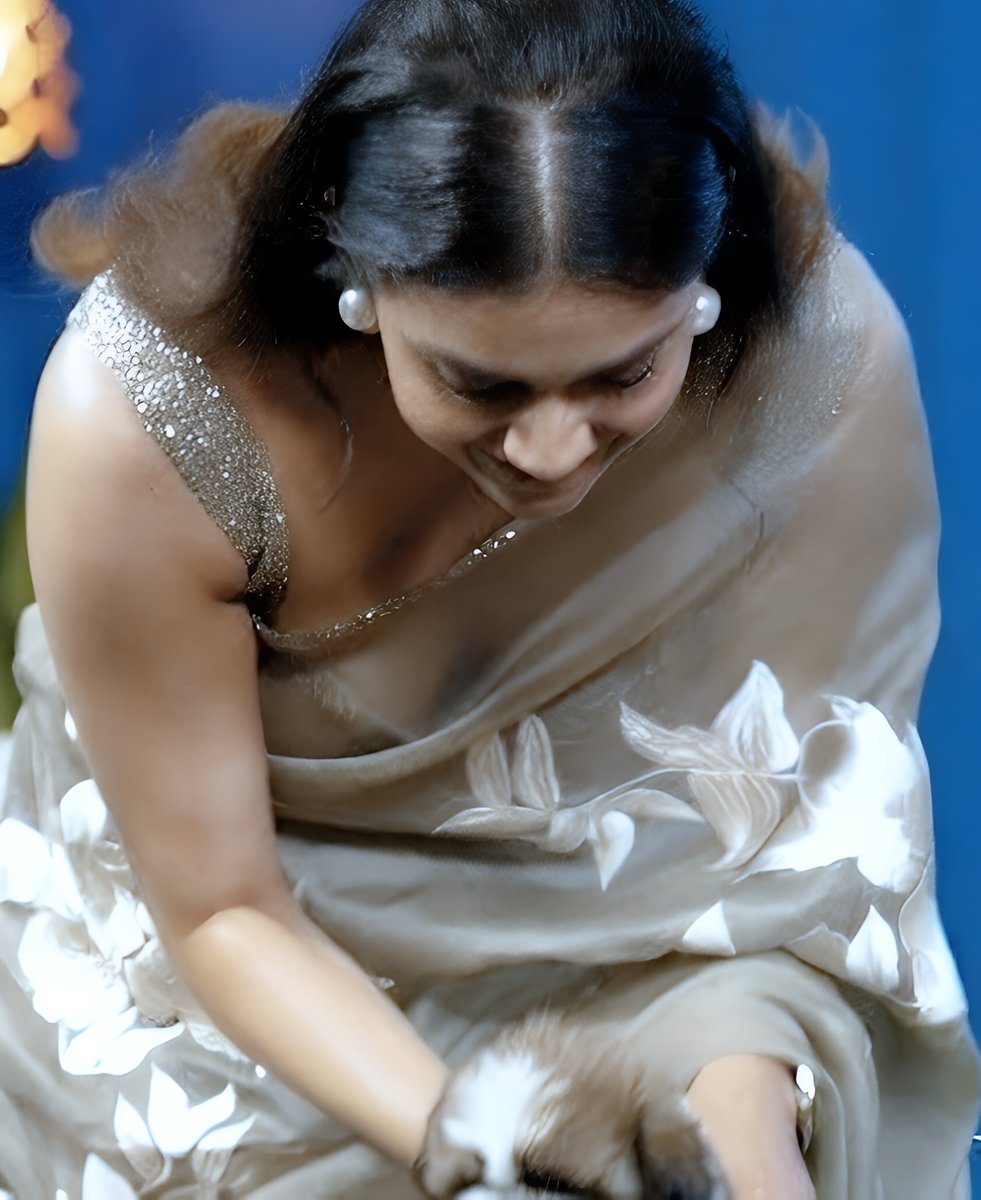 MassMayanti's tweet photo. “Don’t take life so serious, no one survives it!”

#KeerthySuresh https://t.co/JsYXPEVKaa