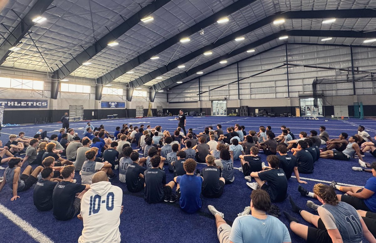 𝐀𝐥𝐞𝐱 𝐃𝐞 𝐋𝐚 𝐓𝐨𝐫𝐫𝐞 tweet media