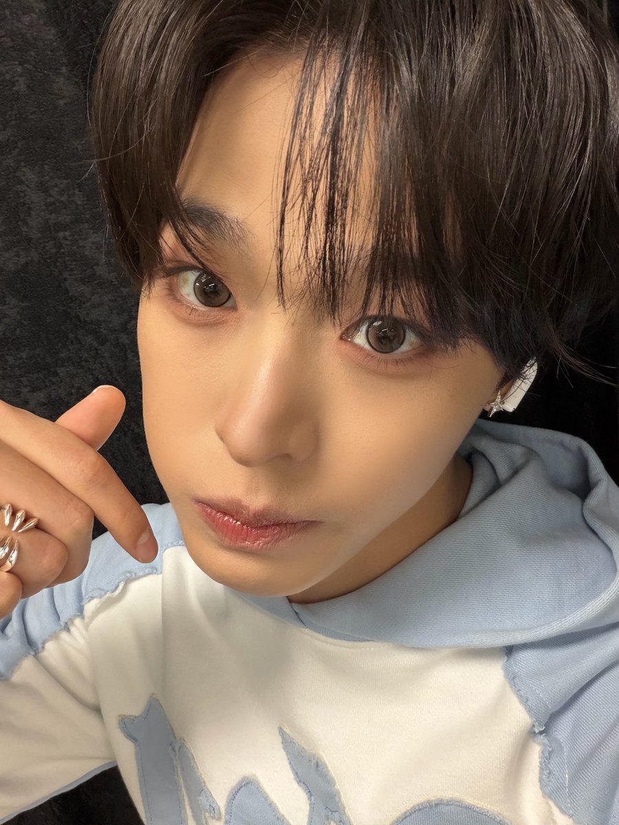 260211 Riku Weverse Update

Czennie~ Thank you so so much for always giving us so much love~ ☺️ It will make me so happy if we can be a source of strength for Czennies ❤️ I love you 😚💚

#RIKU #리쿠 #リク #NCTWISH