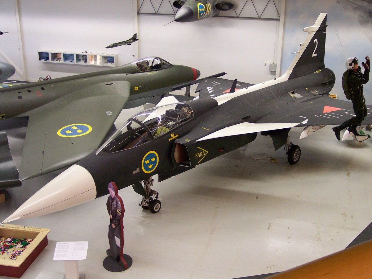 Hush-Kit Aviation News, History & Satire tweet media