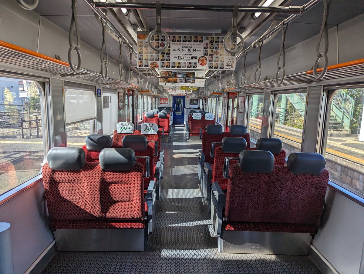 ちなみに、悪名高き座席撤去車は鉄オタからも一般人からも総じて評判最悪。
座れないのと相席必須で両者共にサービス低下著しいって評価。
勿論自分も大嫌い。
白缶は難なく受け入れられたのに。