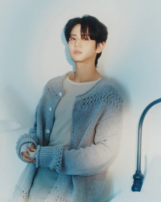 #YANGYOSEOP 'Fade Away' has surpassed 10,000,000 (10M) views on Youtube!