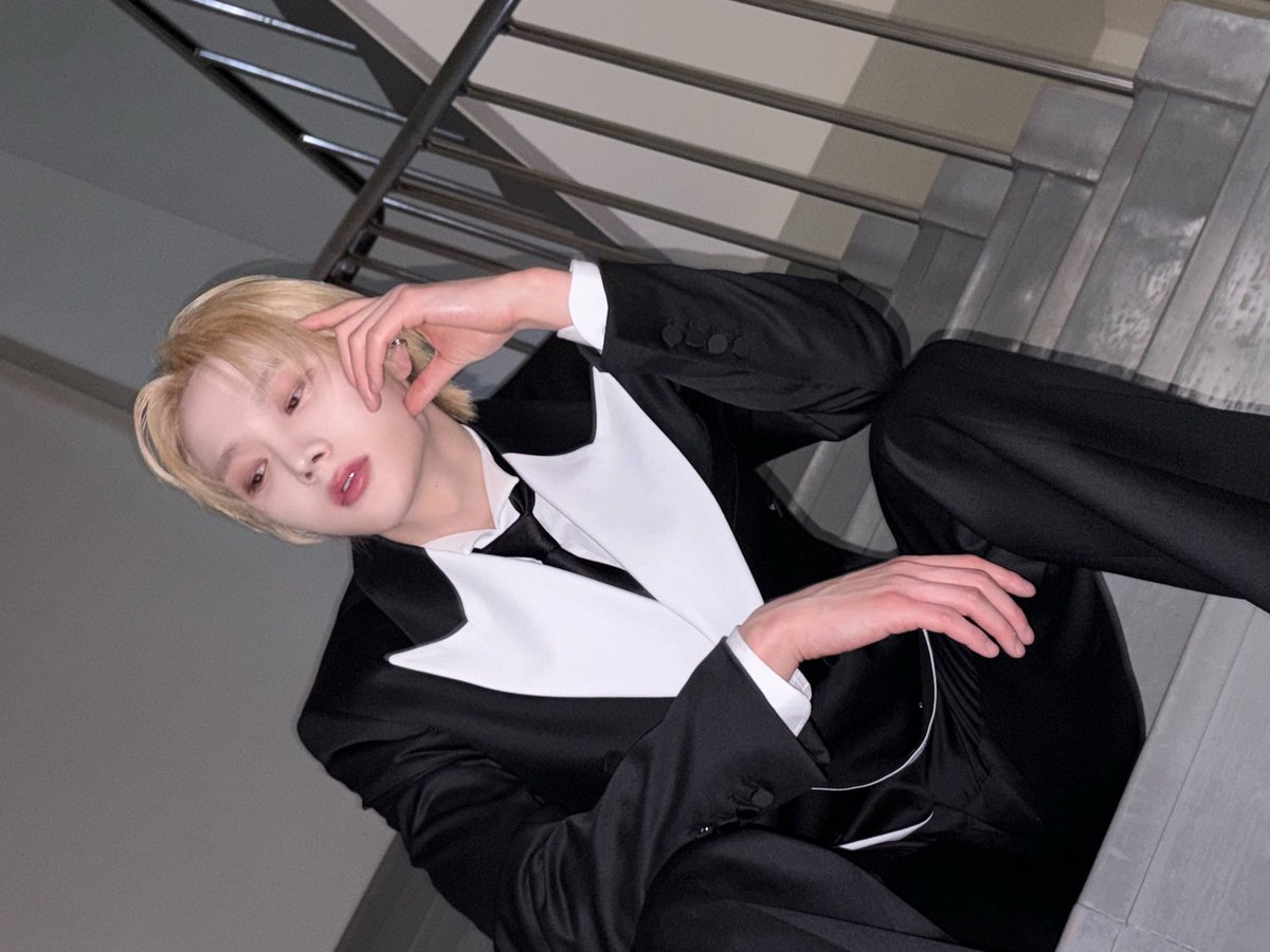 명덍 tweet media