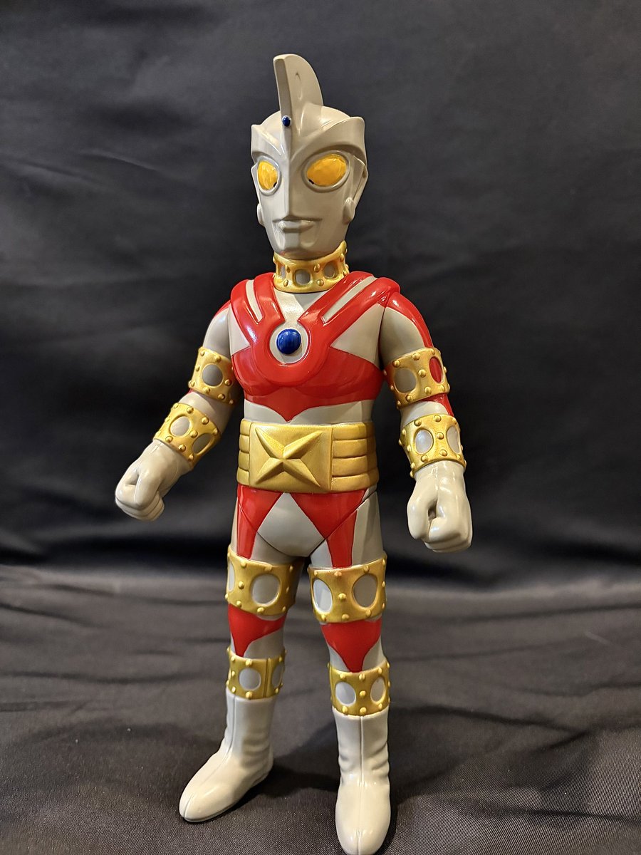 至極の1品を手に入れて下さい。今回は、Y・MSF ウルトラマン ソフビ