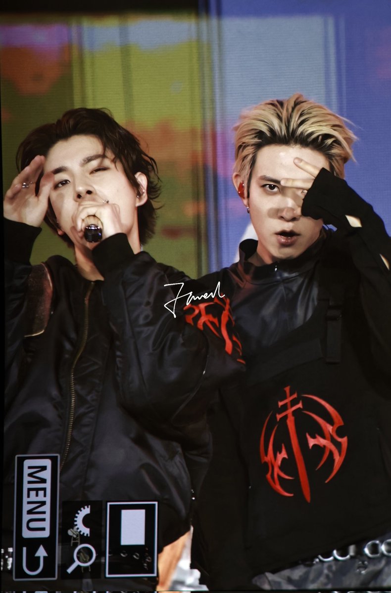 260211 D-awards 

Preview
#heejake #라면즈 #HEESEUNG #희승 #ヒスン #李羲承 #엔하이픈_희승 #JAKE #제이크 #ジェイク #沈载伦 #엔하이픈_제이크 
#ENHYPEN