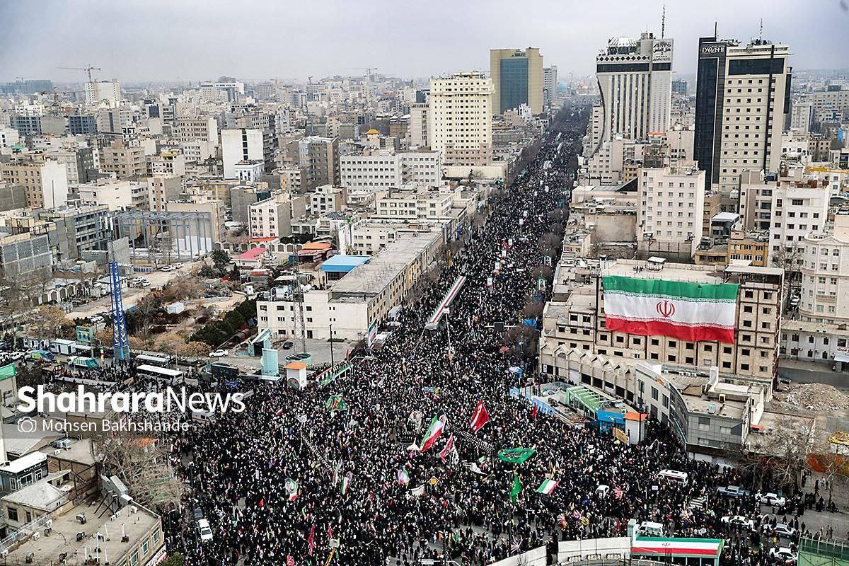 SilcoHQ's tweet image. 🇮🇷BREAKING || THIS IS IRAN TODAY🔥

Iranians burned down an effigy of the founder of Israel🇮🇱

Iranian people demand the immediate d€ath punishment to president trump over his involvement in #EpstinFiles for raping, killing and eating children’s.

An estimated 23 to 26 million
