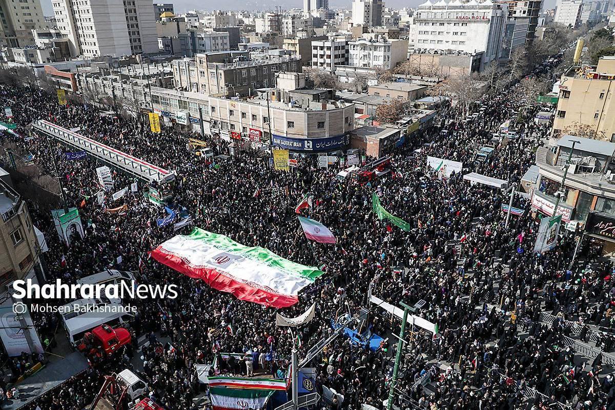 SilcoHQ's tweet image. 🇮🇷BREAKING || THIS IS IRAN TODAY🔥

Iranians burned down an effigy of the founder of Israel🇮🇱

Iranian people demand the immediate d€ath punishment to president trump over his involvement in #EpstinFiles for raping, killing and eating children’s.

An estimated 23 to 26 million