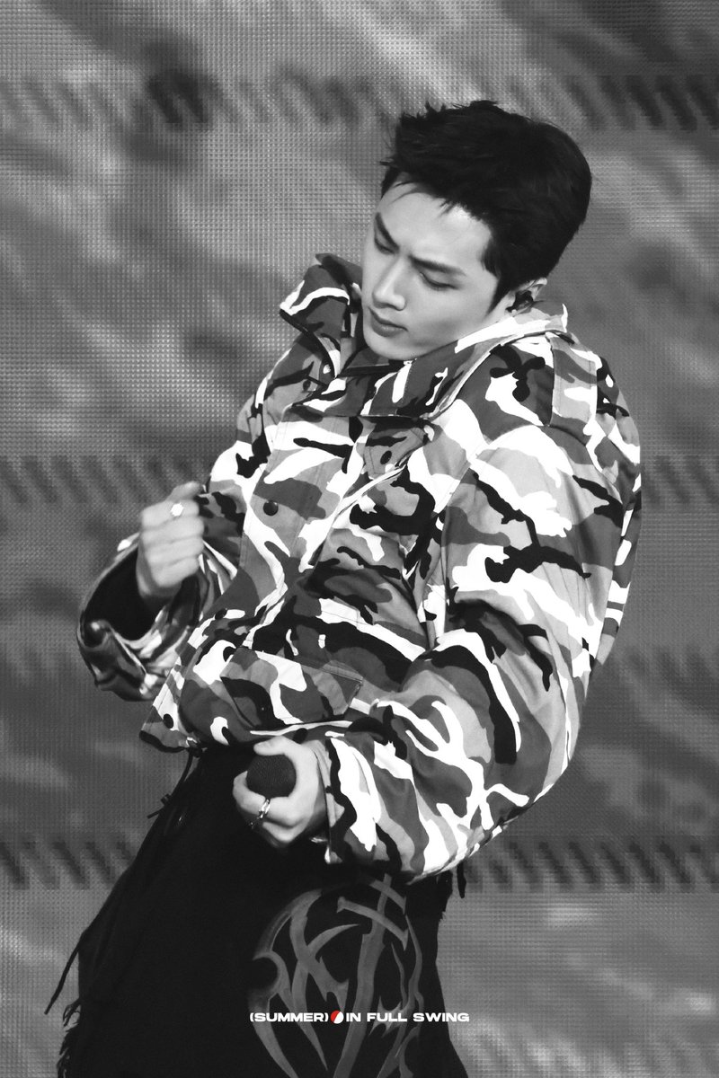 summerinfullswing tweet media