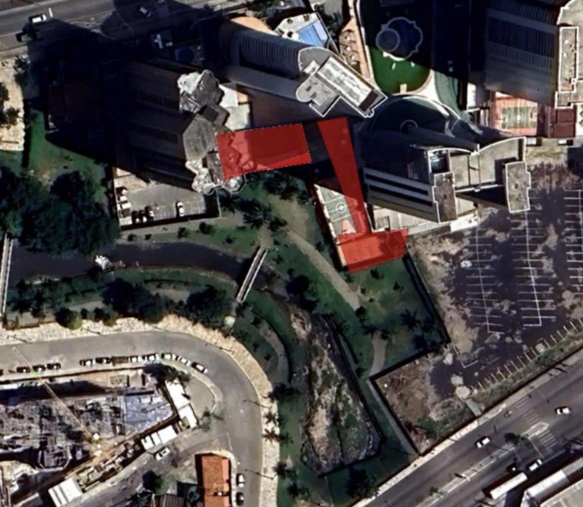 🛑 Câmara acaba de APROVAR a venda de 821m2 na Beira Mar por 531 mil reais. É mole? 646 o m2. Além disso, aprovou a redução do Parque Bisão. Tudo isso para atender o interesse de milionários que invadiram a área pública ilegalmente. Enquanto isso comunidade Saporé afunda na lama