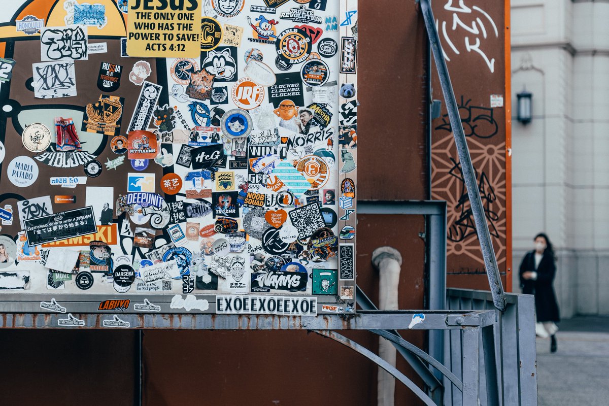 codotjt's tweet image. Sticker bomb