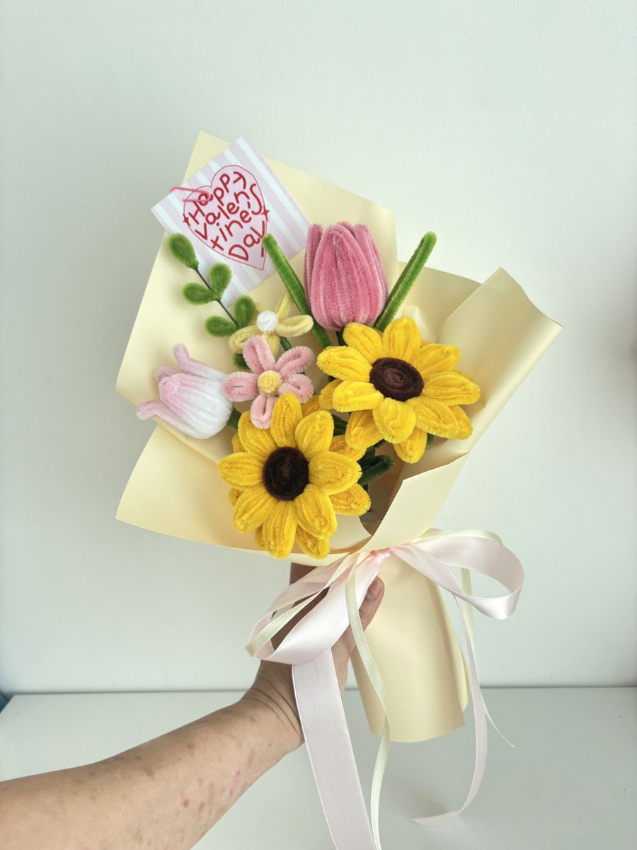 Purr / Fresh -ดอกไม้ลวดกำมะหยี่ 🌷🤍 tweet media