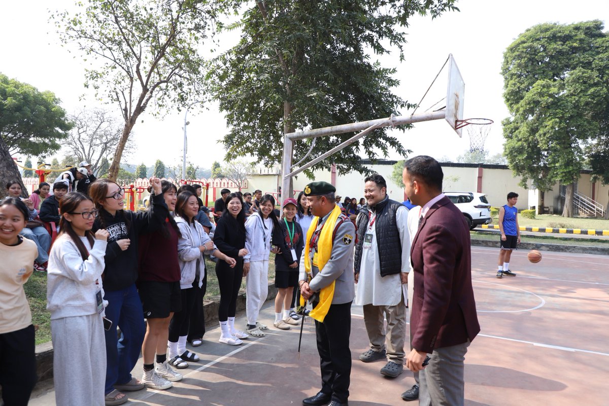 official_dgar's tweet image. SPORTS LEG OF UNITY UTSAV 2.0 CONCLUDES WITH SPIRIT &amp;amp; PASSION
The sports chapter of #UnityUtsav 2.0 wrapped up on 11 February in Delhi Cantonment with thrilling finals across Football, Basketball, Volleyball, Table Tennis and Badminton.
With over 1,000 students from eight