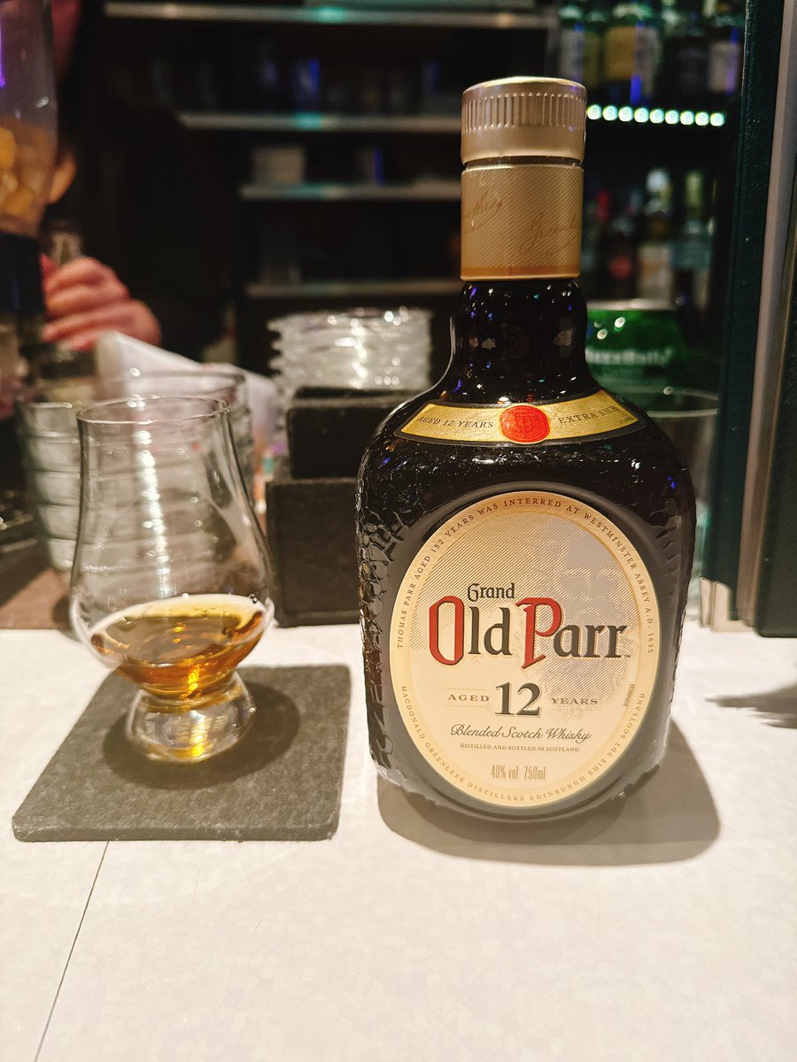 英気を養ってる