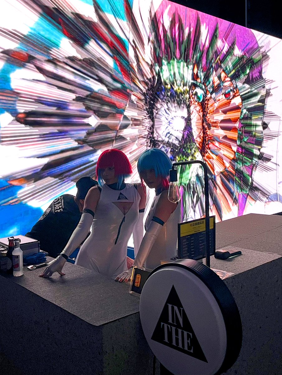 イリヤ・クブシノブ (@Kuvshinov_Ilya) / Posts / X