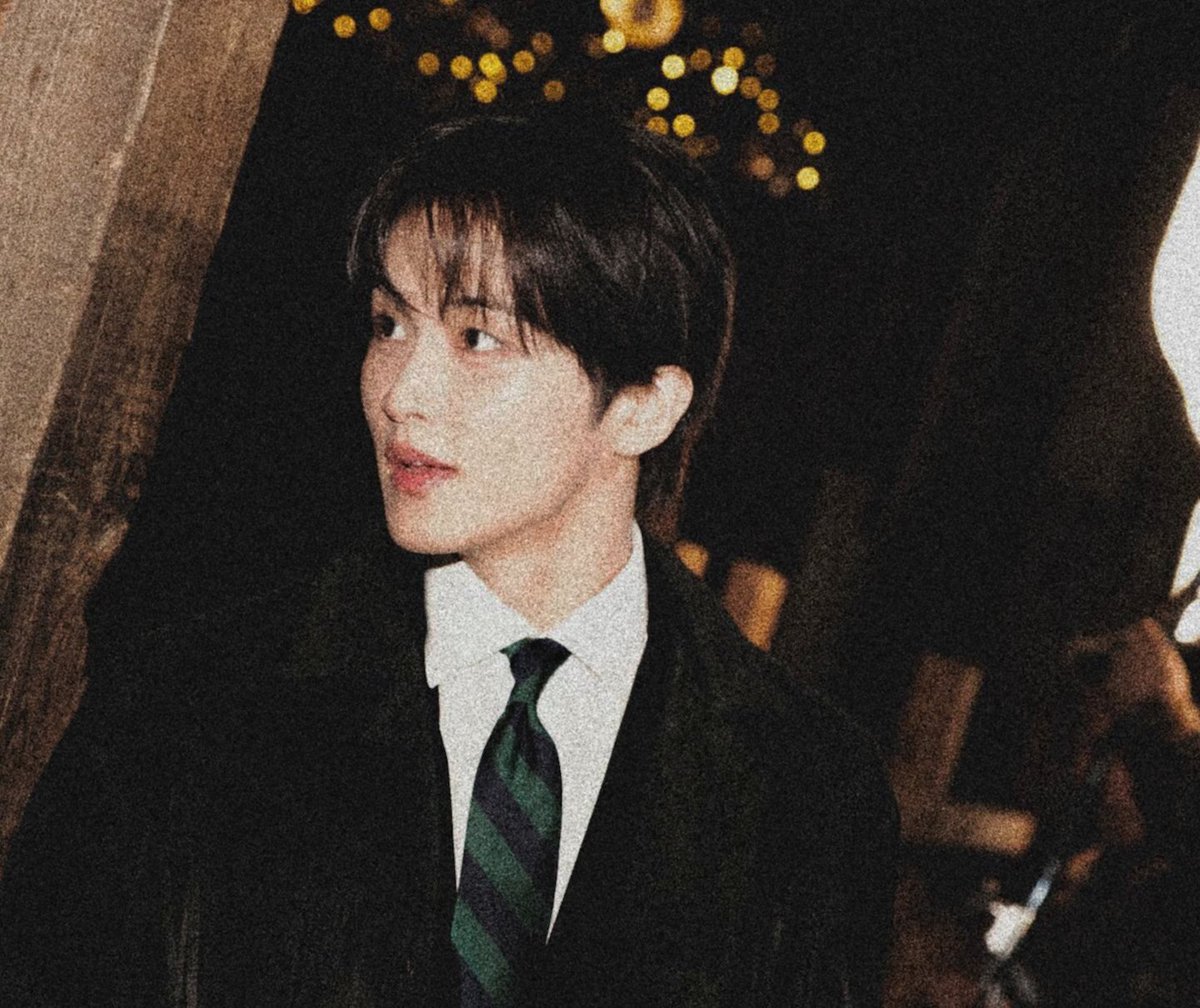 a real life prince 🖤