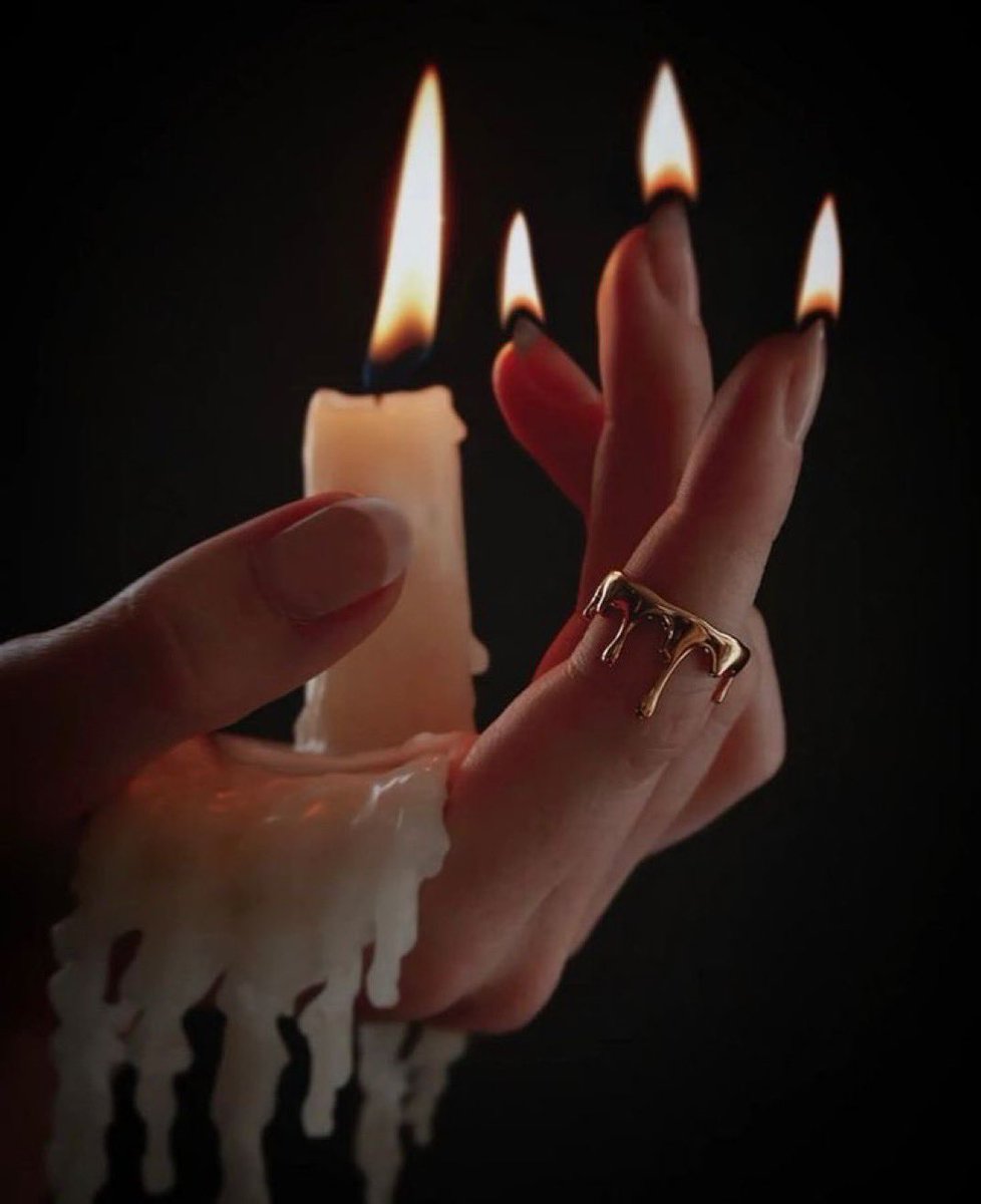 بـقـايـا حـلم 🥀 tweet media