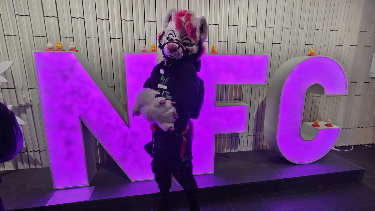 Night 🇩🇰 AnimalzApril? - EF tweet media