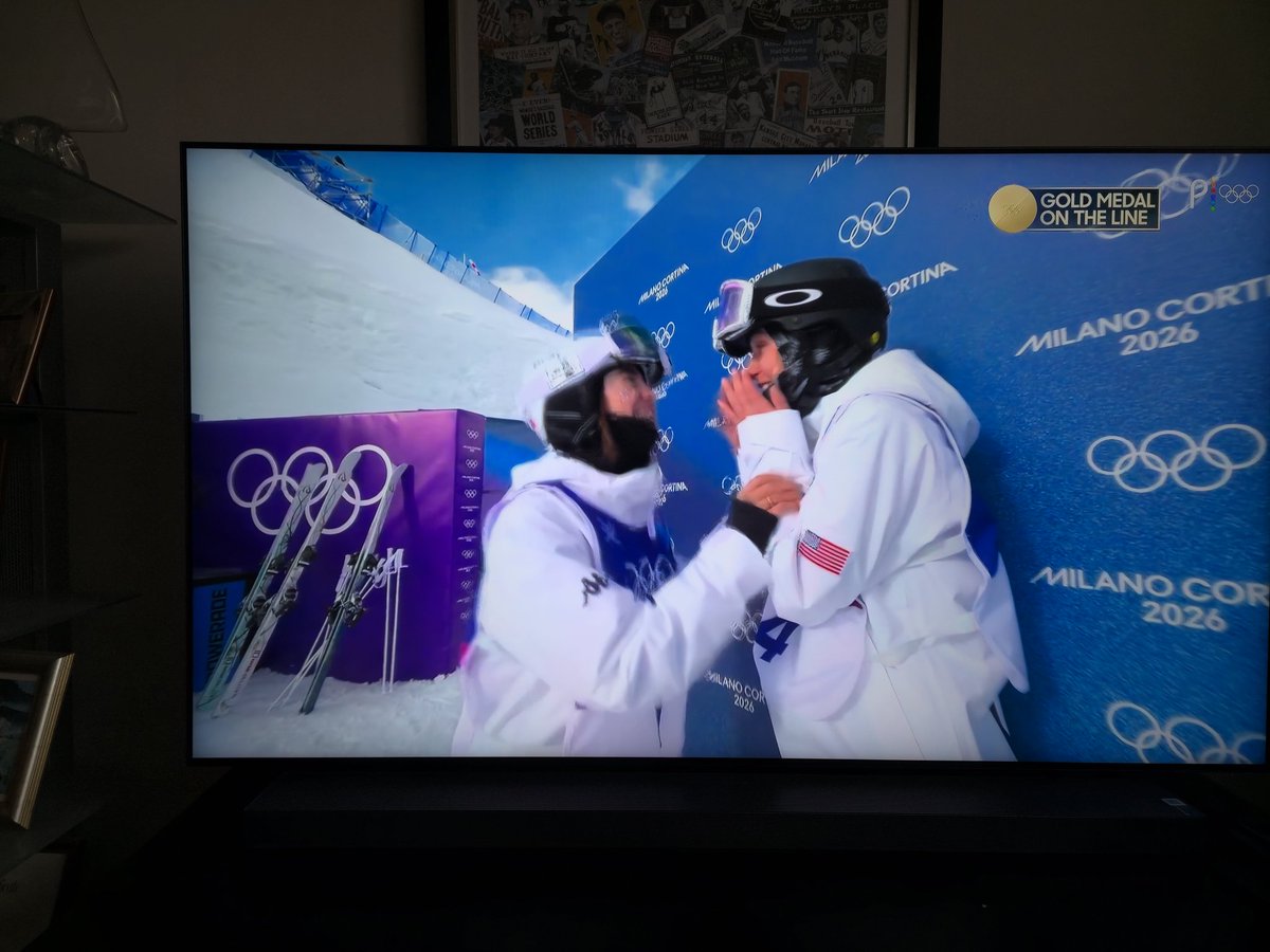 Quaker2001's tweet image. 1-2 finish for the US in women's moguls as seen on #GoldZone. Can't say I'm as fired up at @mattiseman and @JacCollinsworth , but I might be close!! 🇺🇲🇺🇲🇺🇲
@NBCOlympics #moguls #MilanoCortinaOlympics2026