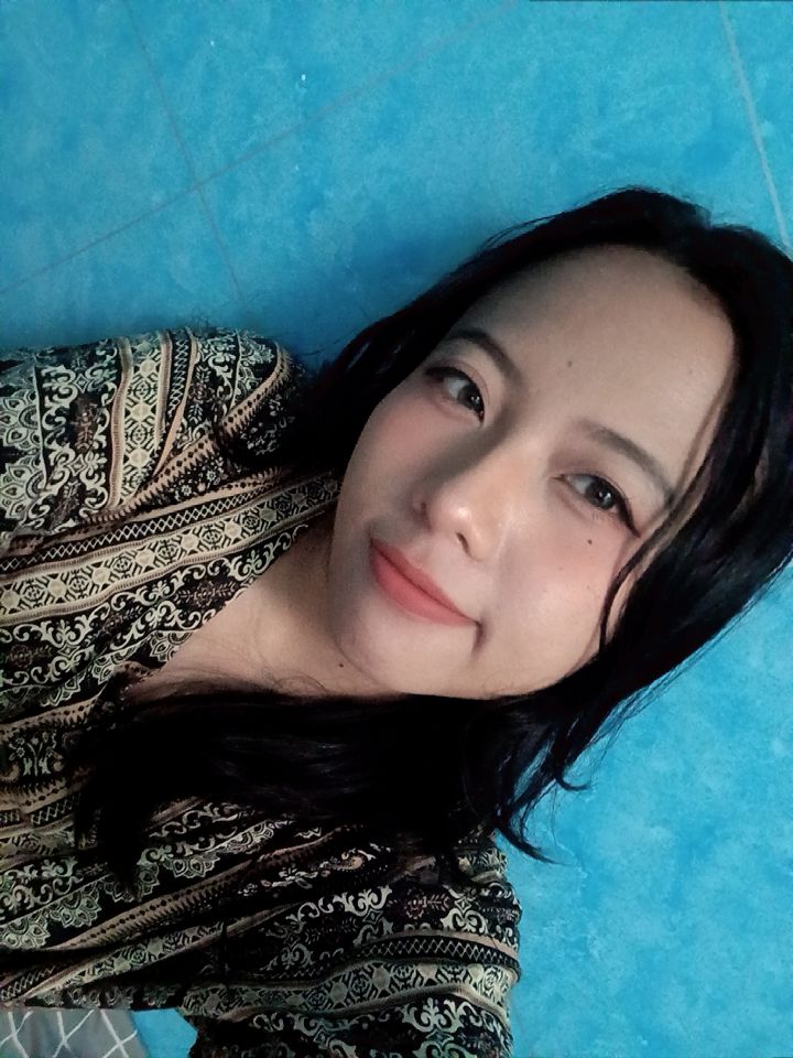 nethachann's tweet photo. Happy late #WedNetDay all wkwk gomen hampir lupa soalnya hari ini dari pagi aku training kerja habis itu tidur dan bangun2 SEBLAK 🤤

hehehe~ https://t.co/DOWQvYFC1I