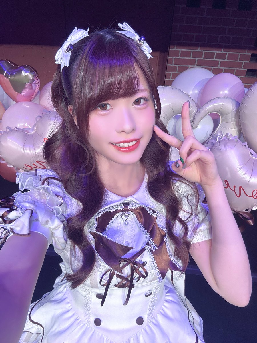 miya_minato1216's tweet image. 『#飯田ヒカル の𝒱𝒶𝓁ℯ𝓃𝓉𝒾𝓃ℯℛℴℴ𝓂♡‧₊˚』
ご来場、ご視聴いただきありがとうございました！💕

ゲームにガシャにカラオケ…大好きなことを大好きなふたりと、ルームメイトの皆さんと一緒に楽しめて幸せでした💗

最高のバレンタインの思い出をありがとうございました！！🍫
 #ヒカROOM