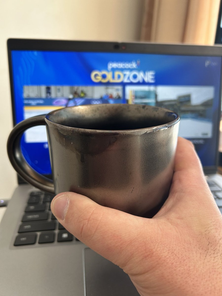 Having coffee during the coffee hour watching the #GoldZone