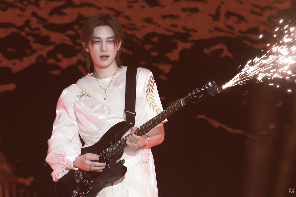 그리스에서 온 록의 천신??
😇🤘🏻🎸🔥
#테오 #THEO