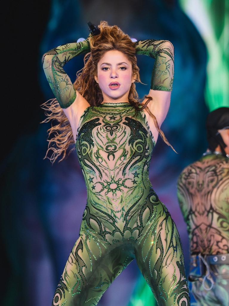 Shakira Vitium CHARTS 💎 tweet media