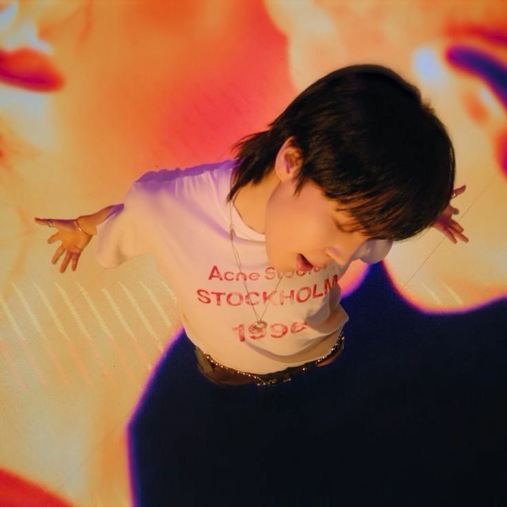 jmchartsmaster's tweet image. Jimin has surpassed 8 billion streams on Spotify with just 34 tracks, achieved in less than three years since his official solo debut.