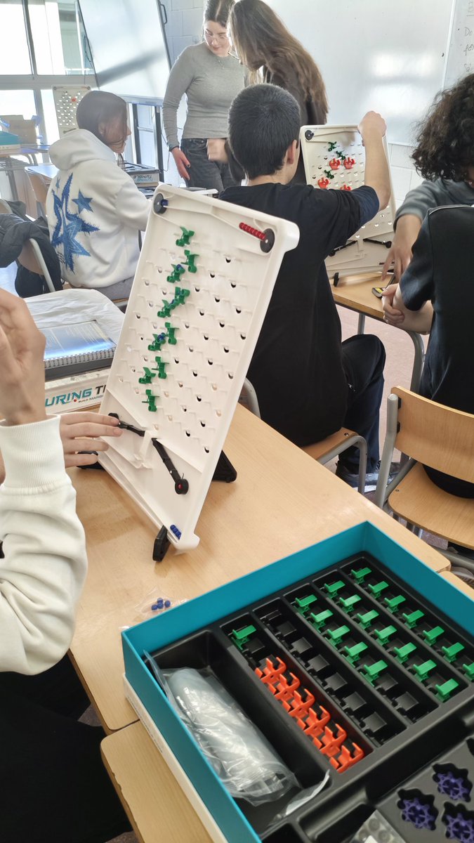 Raül Fernández tweet media