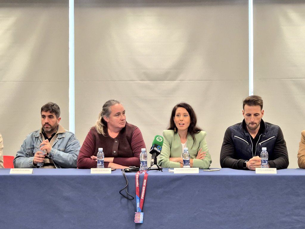 Azahara Domínguez Urtizberea tweet media