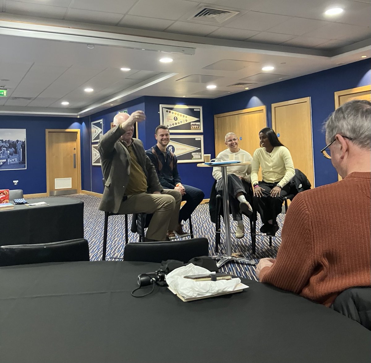 Charles Ross tweet media