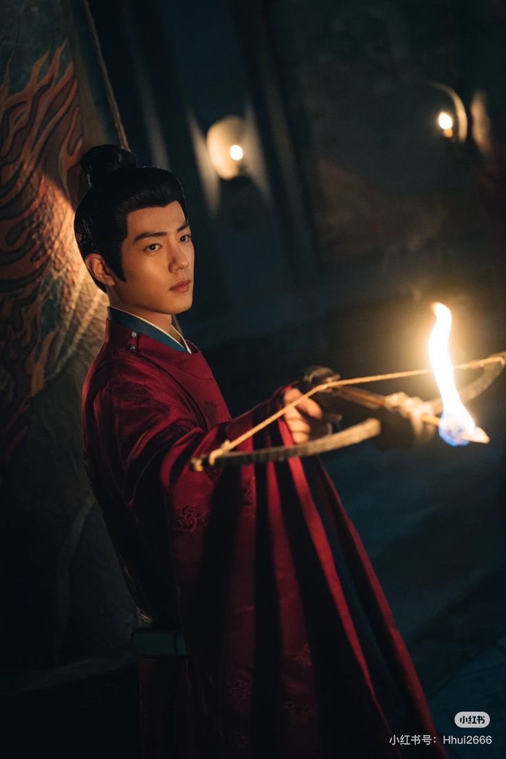 เราอวยเล่นๆว่าเสาหลัก แต่อีจีนให้ฉายาพี่จ้านว่า  "ราชาแห่งละคร"  เอาสิๆๆๆ แบกซีรี่ย์ได้เรตติ้งดีมาหลายเรื่อง ผลงานเป็นที่ประจักษ์จนไม่ต้องโอ้อวด เพราะผลงานจะพูดแทนเอง😎