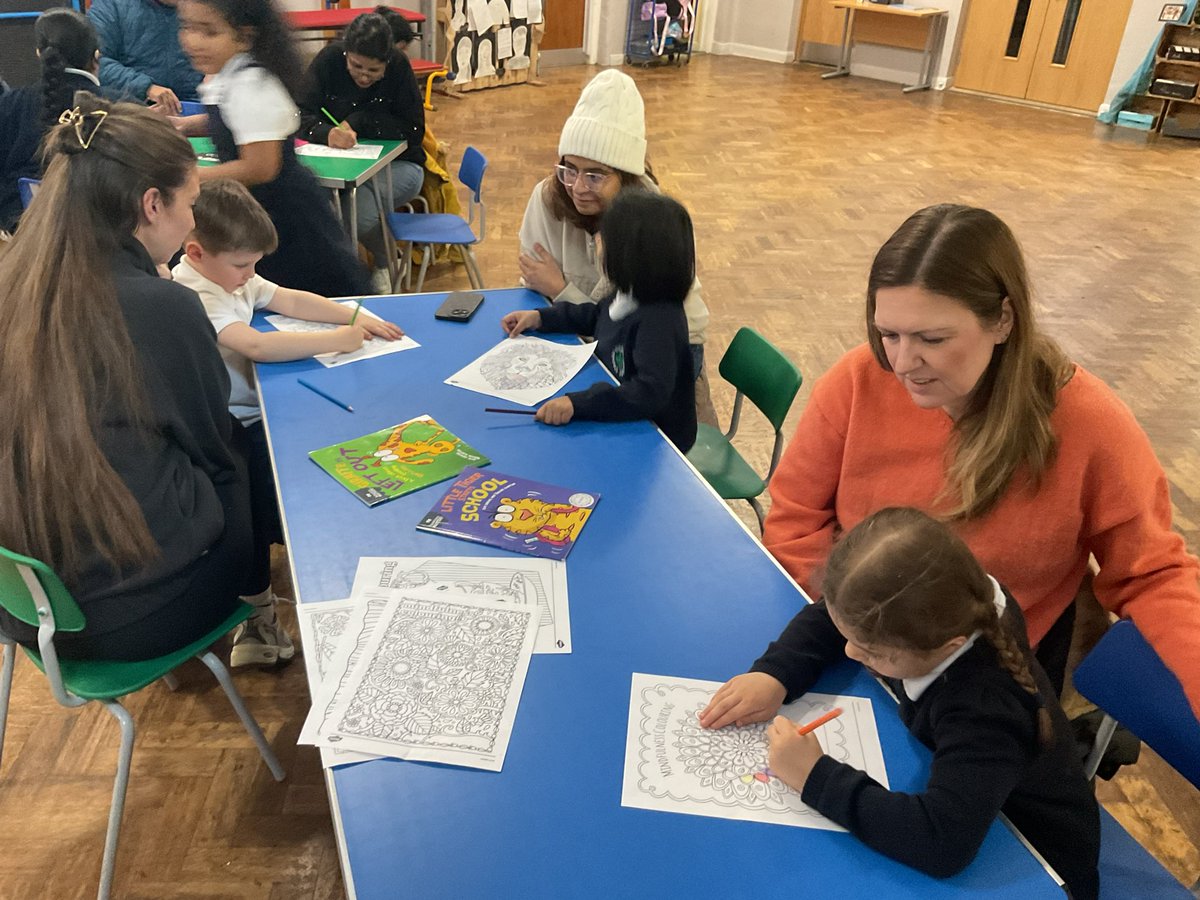 StanleyGroveAcademy tweet media