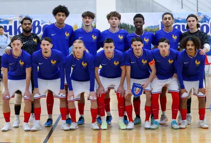 Avec deux victoires (6-5 contre la Moldavie 🇲🇩 hier puis 4-2 aujourd’hui face à la Bulgarie 🇧🇬) et un nul acquis en ouverture avec la Grèce 🇬🇷 (5-5), l’équipe de France 🇫🇷 U21 a remporté le tournoi international disputé en terre bulgare à Peruchtitsa et ce, avant le dernier match