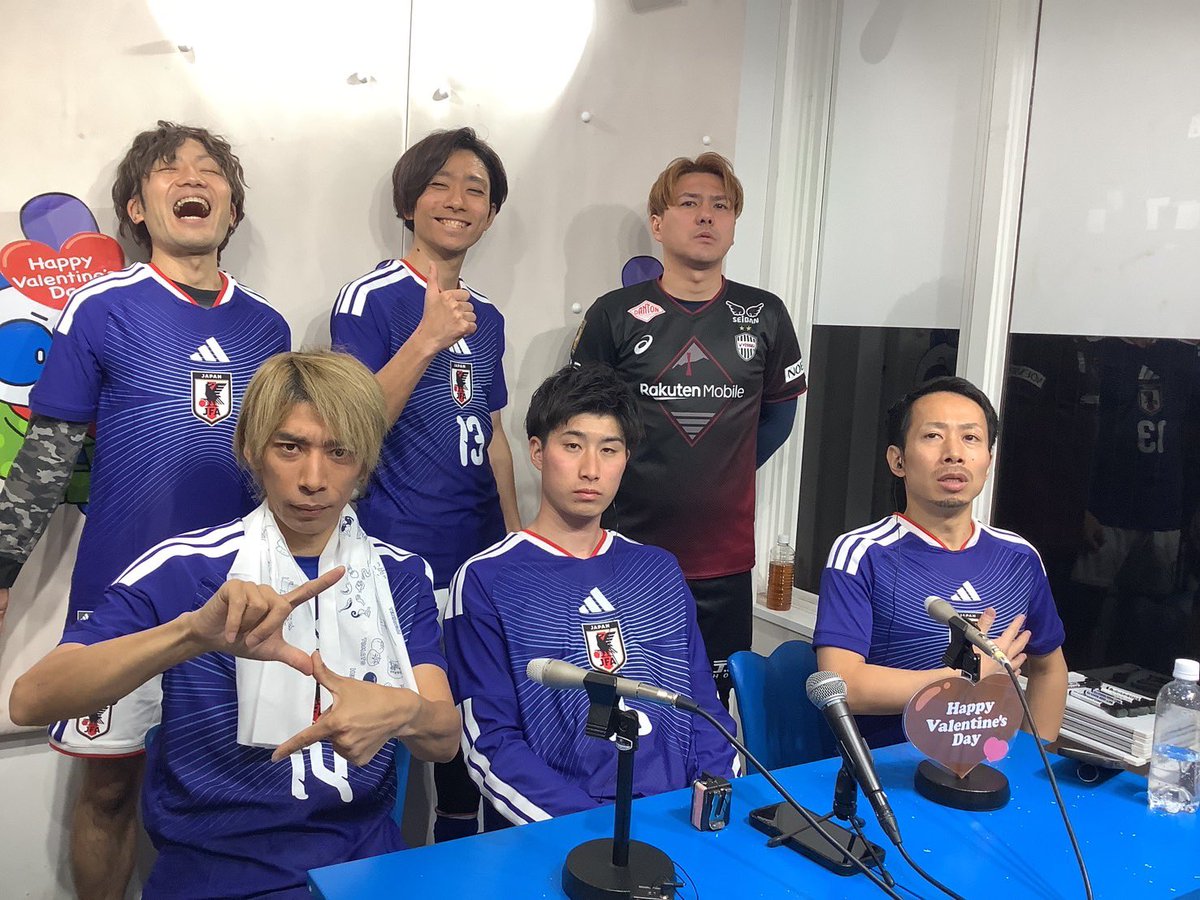 monomaneblue's tweet photo. ものまねブルーのラジオFC
ご視聴ありがとうございました🐥 https://t.co/ZaL8iAAvTC