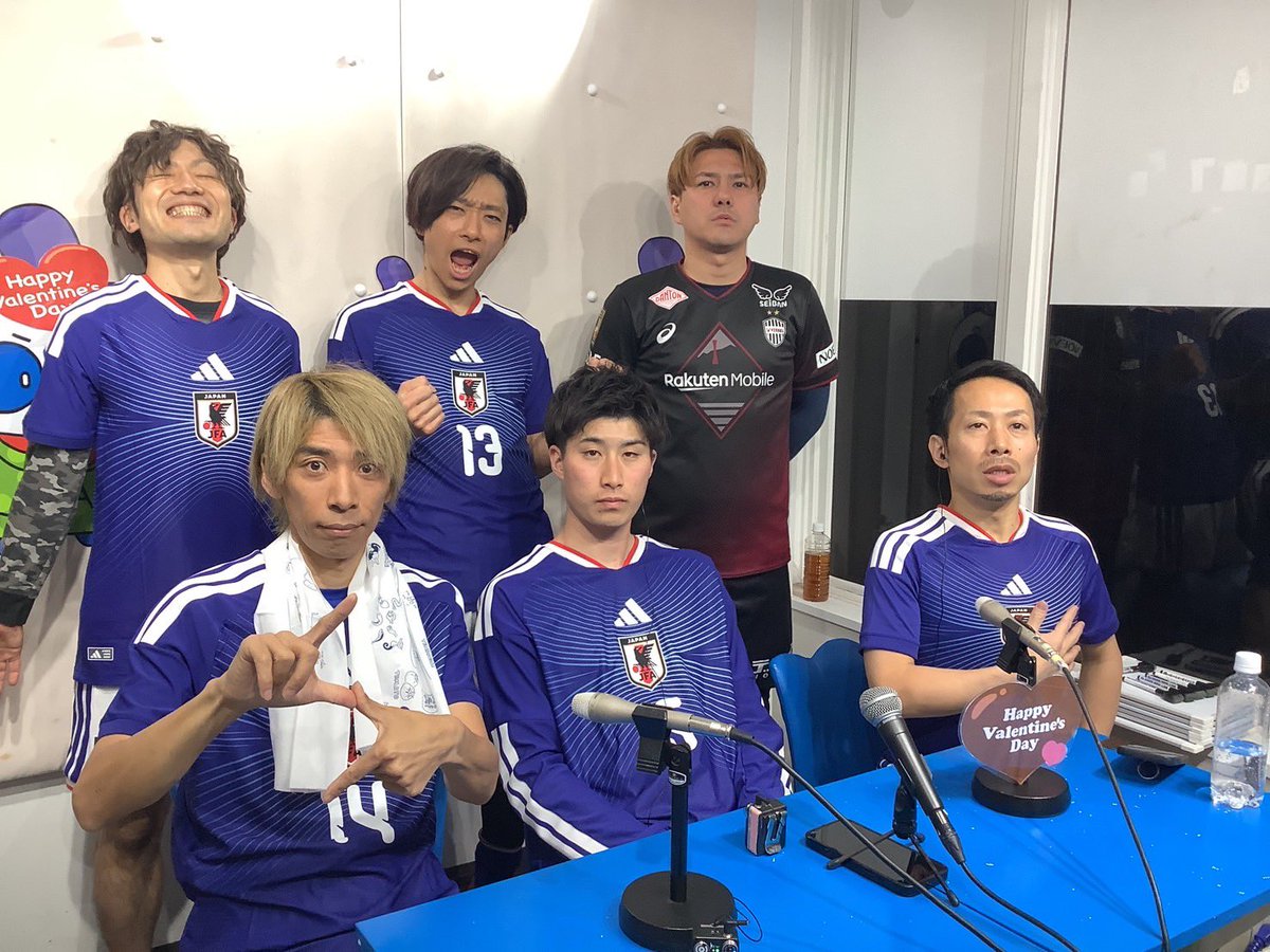 monomaneblue's tweet photo. ものまねブルーのラジオFC
ご視聴ありがとうございました🐥 https://t.co/ZaL8iAAvTC