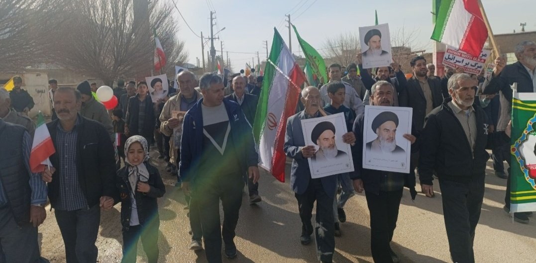 امروز روز تولد ایران اسلامی ست
روزی ک نماد نابودی سلطنت آمریکایی بر کشور است
روزی ک آیینه عزت ، قدرت و استقلال  جمهوری اسلامی ست 
ایرانم ، تولدت مبارک 
#روز_یأس_دشمن
#ایستادگی_مردم