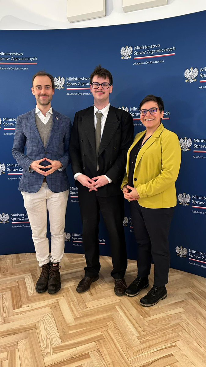Akademia Dyplomatyczna MSZ 🇵🇱 tweet media