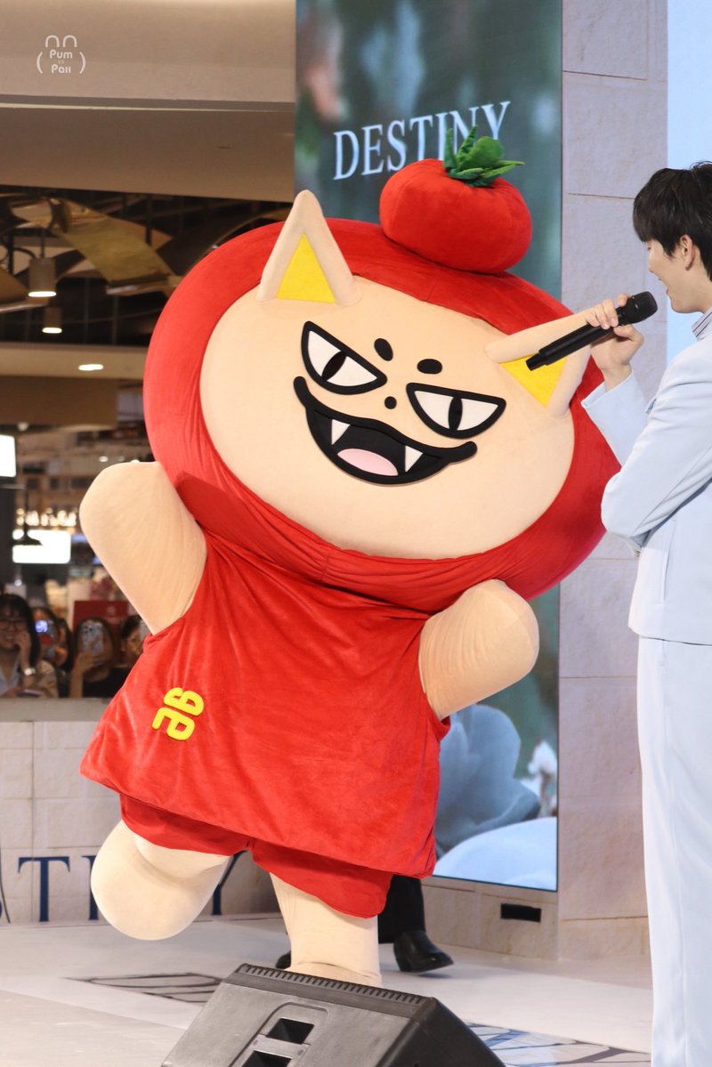 มาฟ้อก เฮ้ !! 👋🏻🦊🍅

BOOK MAFOX DESTINY CLINIC 
#DestinyclinicxBookTomafox
#TOMAFOX